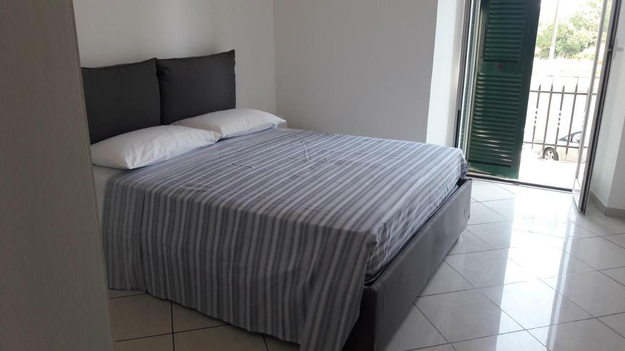 Residenza Leonarda Apartment Vado Ligure Exterior photo