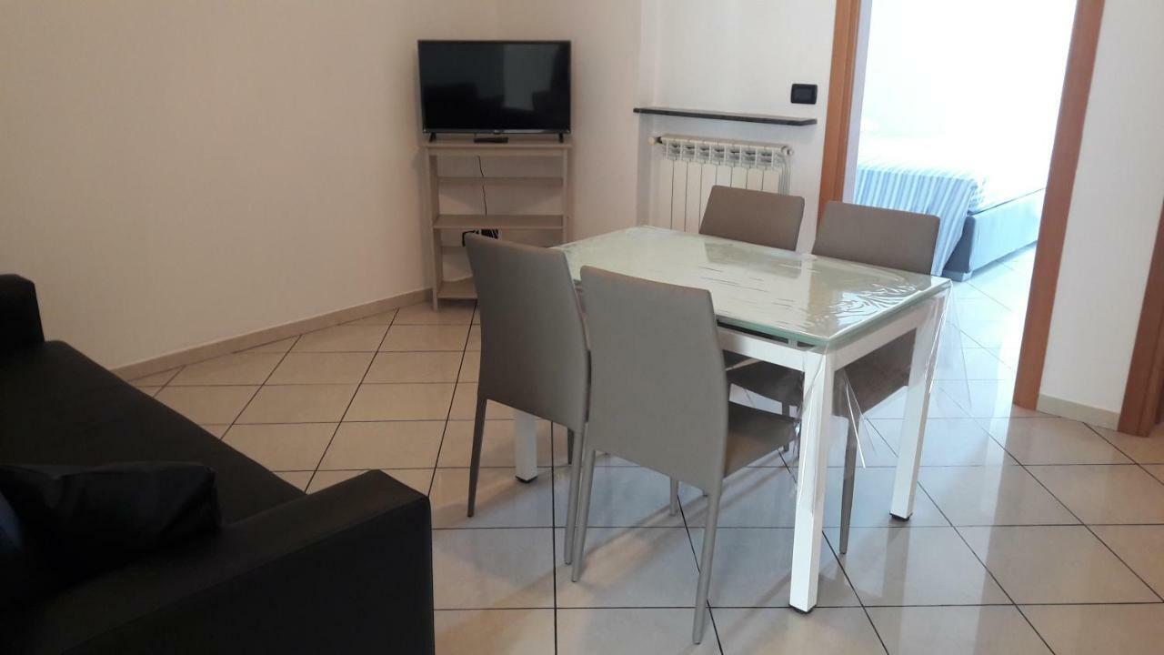 Residenza Leonarda Apartment Vado Ligure Exterior photo